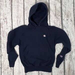 Champion Reverse Weave Blue Hoodie Logo Stitched Pullover Athletic Sweatshirt